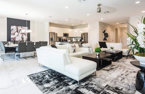 Kissimmee House | Relax in Style: Elegant Vacation Home in Orlando