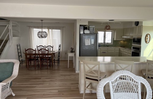 Townsend's Inlet House | Relax in the Heart of Townsend Inlet, Amazing Views! 4BR 3.5Bath, dog friendly!