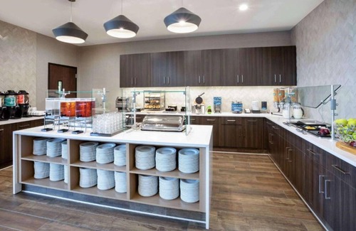 Edina House | Relax in the twin cities