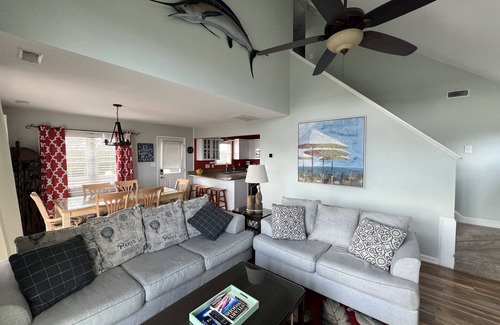 Emerald Isle House | Relax in your private pool at your second-row Emerald Isle 4 BR beach cottage