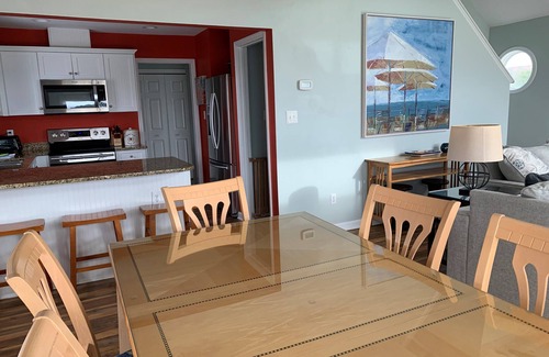 Emerald Isle House | Relax in your private pool at your second-row Emerald Isle 4 BR beach cottage
