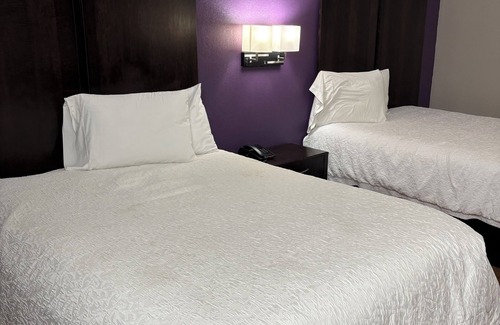 Winona Hotel | Relax Inn & Suites