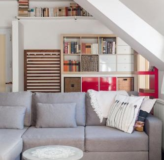 Castle Hill Apartment | Relax Into Loft Living At A Light-Filled City Escape
