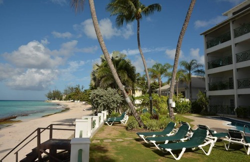Worthing Apartment | Relax on beautiful Worthing Beach, Barbados.