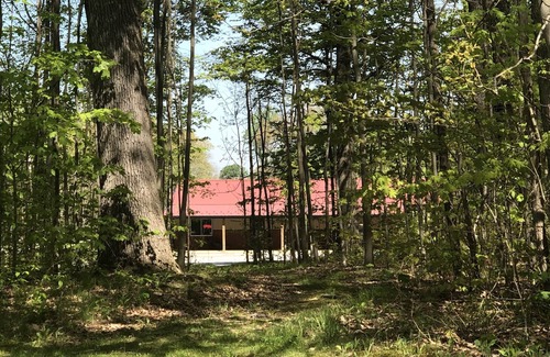 Hadley House | Relax, Play, Shop, Bike, Hike, Boat, Enjoy!