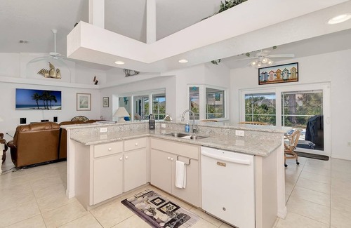 White Marsh House | Relax Poolside in a Private Setting