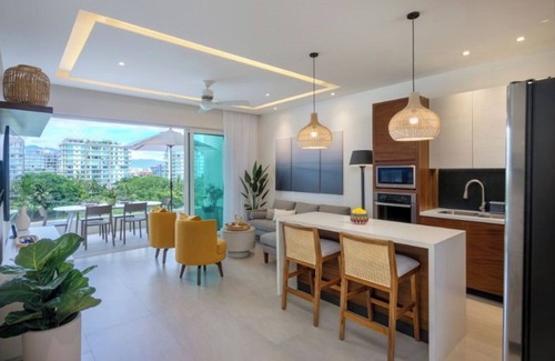 Puerto Vallarta Condo | Relax & recharge in this calm, stylish, new space. Living Luxury hotel stylen