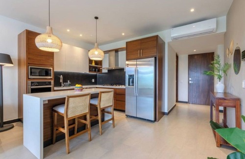 Puerto Vallarta Condo | Relax & recharge in this calm, stylish, new space. Living Luxury hotel stylen