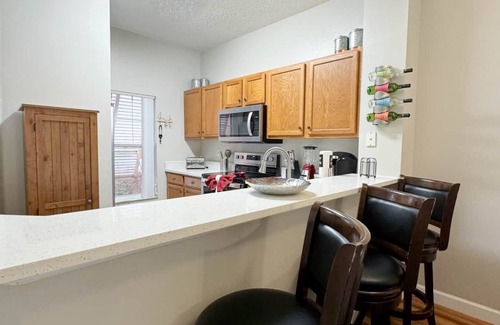 Lake Berkley House | Relax & Recharge: Stylish Villa w/Resort Amenities
