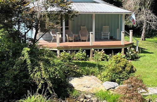 Waynesville Cottage | Relax, Recharge