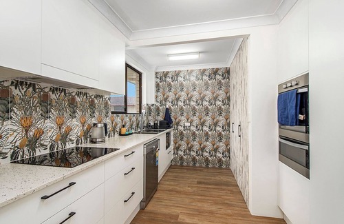 North Haven Apartment | Relax @ Riverview - 2 bedroom unit in North Haven, close to river and Bowling Club