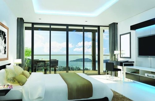 Patong Hotel | Relax @ TWIN SANDS RESORT and SPA - SEA VIEW Luxury Penthouse Studio Suite