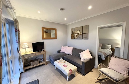 Beaworthy House | Relax & unwind in comfort in our beautiful pet friendly little cottage