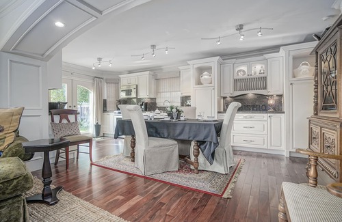 Coquitlam House | Relax & unwind in the stunning NightinGale Suite