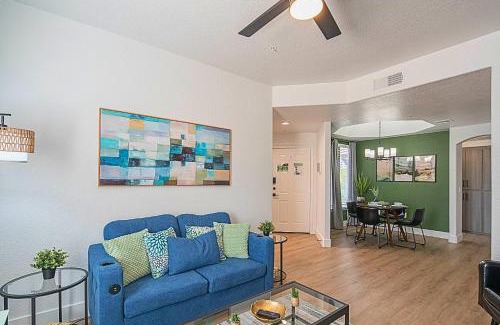 Kierland Apartment | Relax - Unwind -Pool - Hot Tub - Roku- King Suite - N248