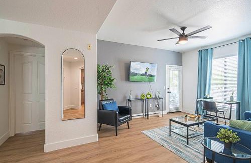 Kierland Apartment | Relax - Unwind -Pool - Hot Tub - Roku- King Suite - N248