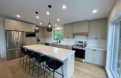 Mansonville House | Relaxation and Adventure, Jay Peak Awaits