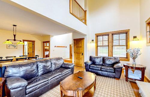 Silver Ridge House | Relaxation Ridge
