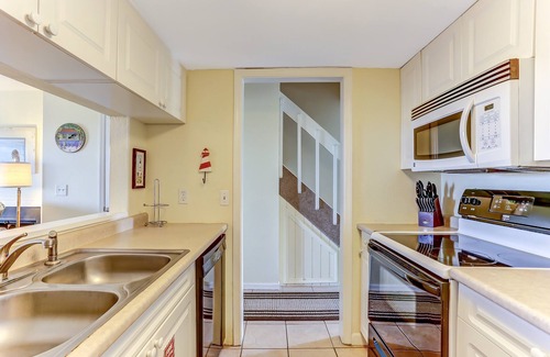 Fernandina Beach House | Relaxed Atmosphere in S Fletcher Duplex by RedAwning