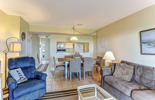 Fernandina Beach House | Relaxed Atmosphere in S Fletcher Duplex by RedAwning