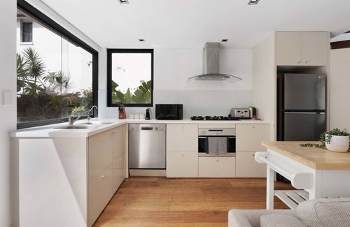 North Bondi Apartment | Relaxed Beachside Townhouse
