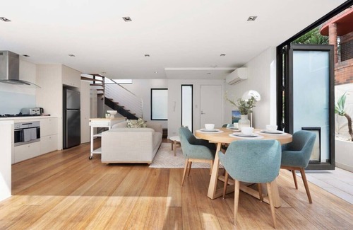 North Bondi Apartment | Relaxed Beachside Townhouse