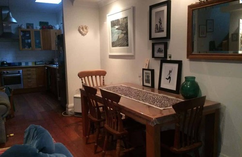 Bronte House | Relaxed House In Bronte