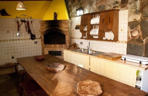 El Rosario Ski Chalet | Relaxing chalet with unique style, views and location