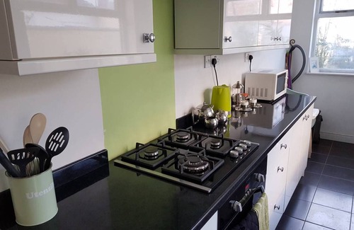 Guisborough House | Relaxing 2-Bed House Guisborough - Sofabed Option