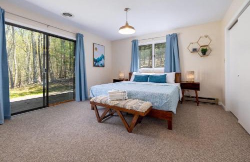 New Market House | Relaxing 2-Master Suite Mountain Top - Fire Pit