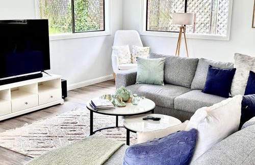 Katoomba House | Relaxing 3 bedroom house with 2 bathrooms.