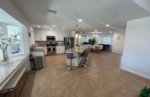 Palm Springs Villa | Relaxing 3 bedroom villa with pool and spa