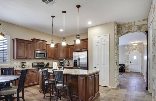 Verrado House | Relaxing 3bed 2 bath well equipped and designed home in the heart of Verrado