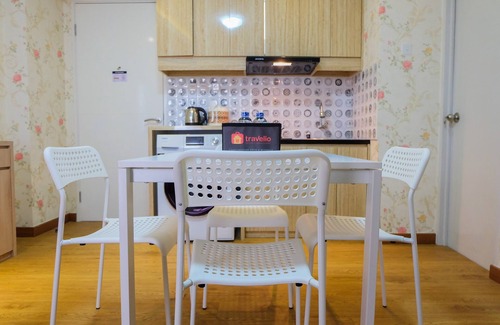 Jatinegara Apartment | Relaxing 3BR Apartment at Bassura City near Shopping Mall