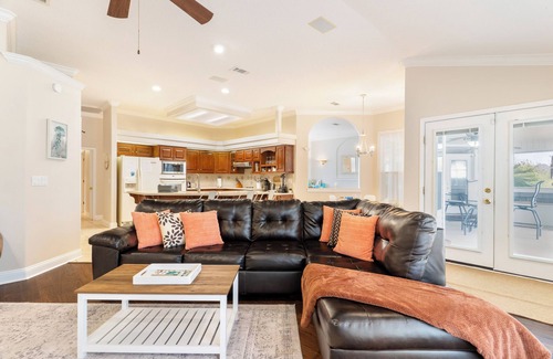 Navarre House | Relaxing 4BR Pool Home on Golf Course near Beach
