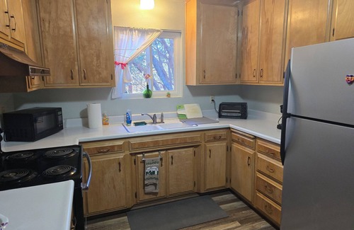 Glencoe Cabin | Relaxing cabin in the woods. Unplug. Listen to the birds. Smell the pines.