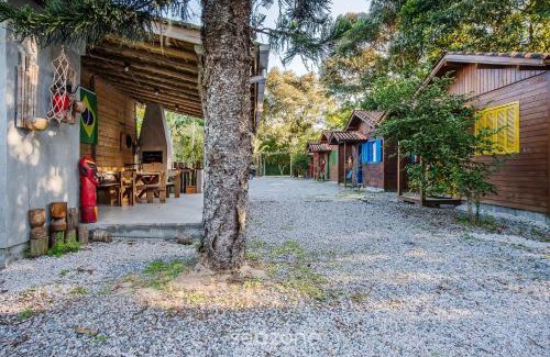 Praia do Rosa Ski Chalet | Relaxing cabins near Praia do Rosa - PRJ