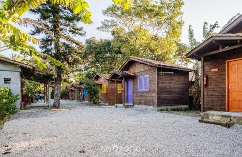 Praia do Rosa Ski Chalet | Relaxing cabins near Praia do Rosa - PRJ