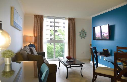 Coconut Grove Apartment | Relaxing Condo Hotel In The Grove, Free Parking