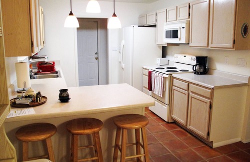 S.r. Marmon House | Relaxing/cozy home near Petroglyphs