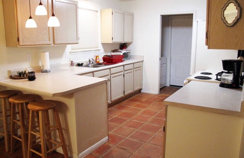 S.r. Marmon House | Relaxing/cozy home near Petroglyphs