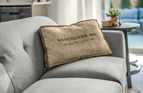 Vancouver House | Relaxing & Cozy Tiny House - NEAR PDX - WATERFRONT