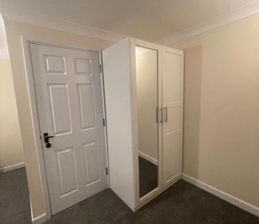Ipswich House | Relaxing double rooms in a beautiful house