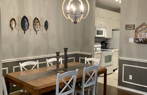 Pottsboro Condo | Relaxing & Family-Friendly, lakeside condo w/pool & balcony.