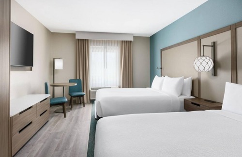 Marathon Hotel | Relaxing Getaway! 2 Elegant Rooms, Fantastic View, Outdoor Pool