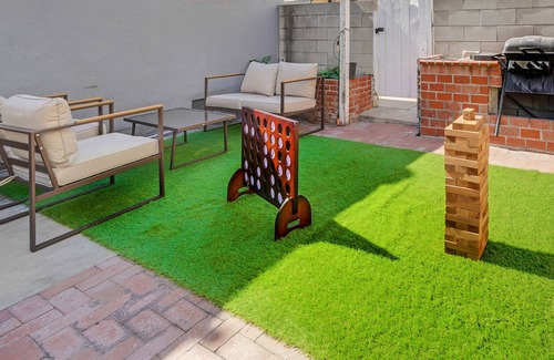 Westminster House | Relaxing Green Oasis in the Heart of OC by Disney