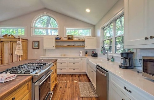 Hiawassee Apartment | Relaxing Hiawassee Retreat in North Georgiann