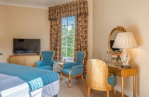 Nairn Hotel | Relaxing Highland Hideaway | Near Nairn’s Golf Course, Beach & Castles