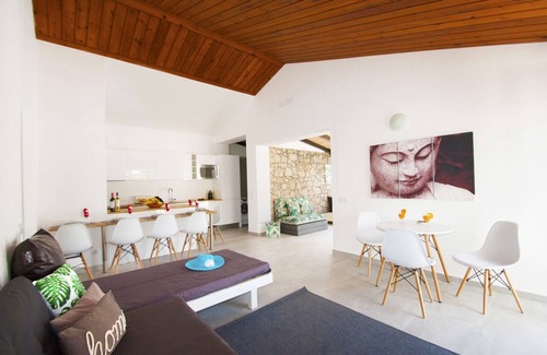 Areias de Sao Joao Villa | Relaxing holidays w/heatable pool