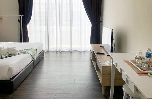 Tanjung Aru House | Relaxing Home at Aeropod Sovo Studio
